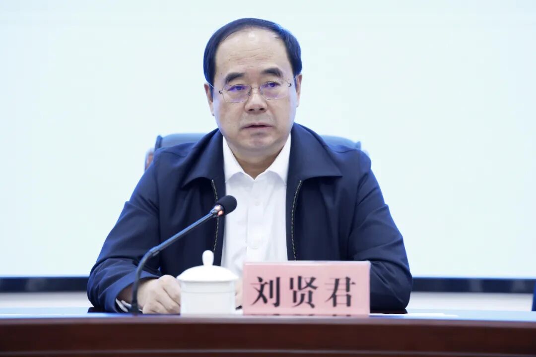 公司召開(kāi)安全警示教育工作會(huì)議 劉賢君主持會(huì)議 寧忠偉出席并講話